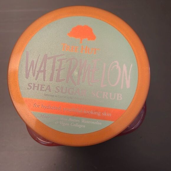 🆕 Tree Hut Watermelon Shea Sugar Scrub - Picture 2 of 5
